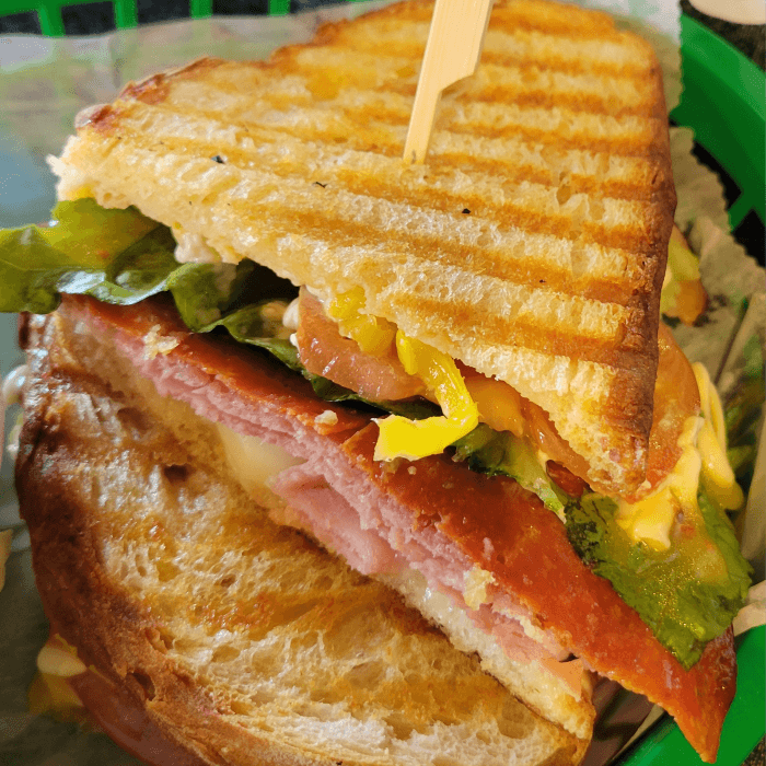 Fresh Coleslaw: A Perfect Side for Sandwiches