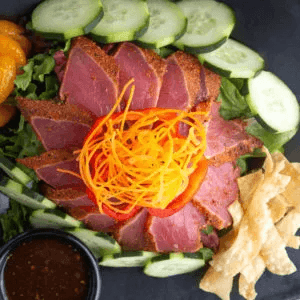 Seared Tuna Tataki Salad