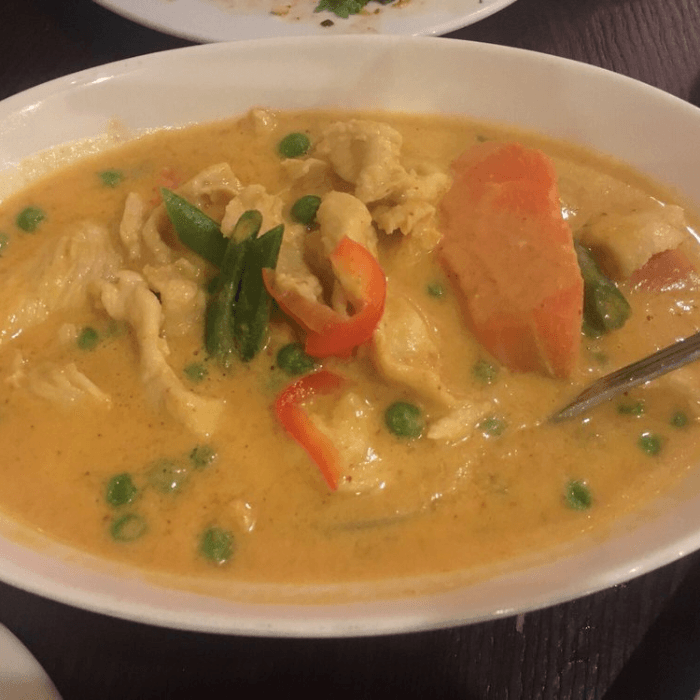 (L) Chicken Panang Curry *G,*V