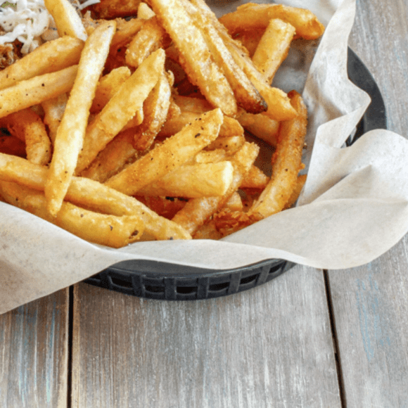 Golden French Fries: A Burger Essential