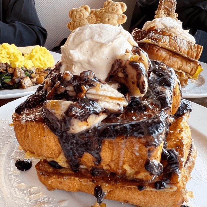 Rogers Park Extreme French Toast.