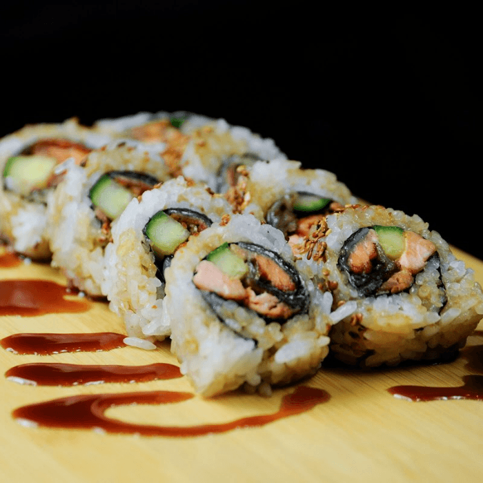 Salmon Skin Roll