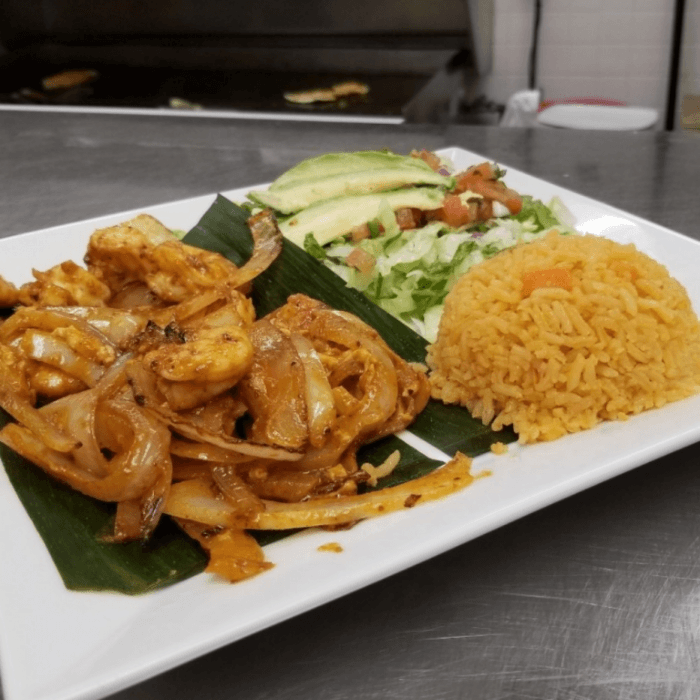 Camarones Mucho Bueno.