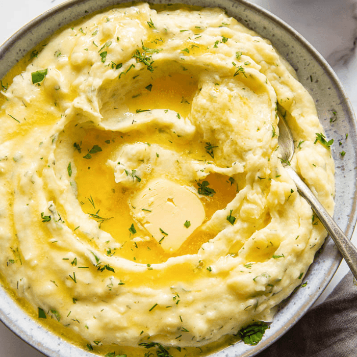 Classic Mashed Potatoes: A Comforting Side