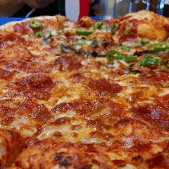 Cheese Pizza Medium 14" (8 Slices)