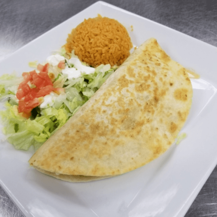 L- Quesadilla Deluxe.