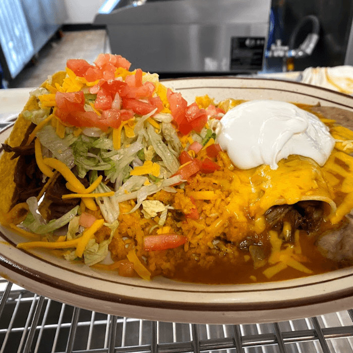 #39 Enchilada & 2 Tacos.
