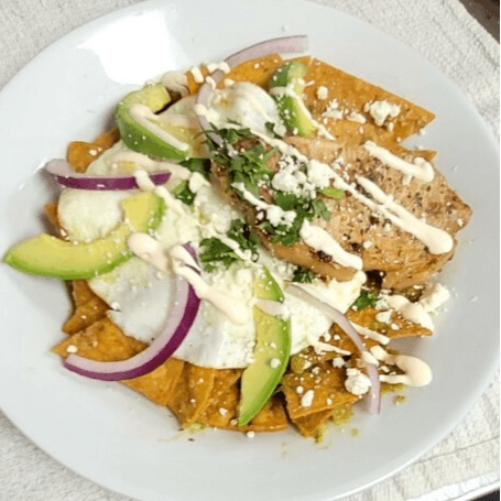 Chilaquiles Con Pollo