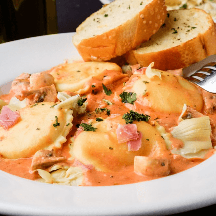 Renzo's Pasta & Italian Steakhouse Best steakhouse in Fayetteville, AR