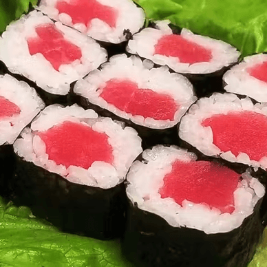 8. Tuna Maki Roll*