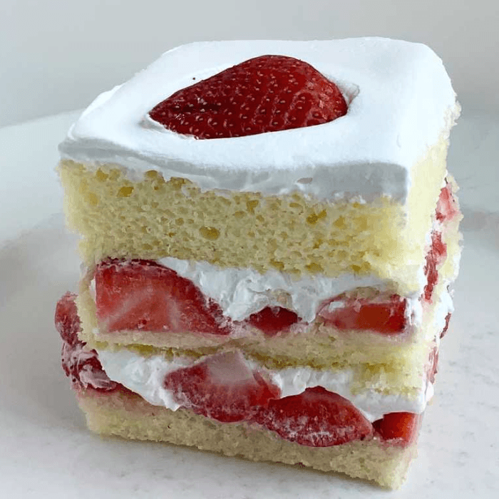 Strawberry Shortcake Whole Cake