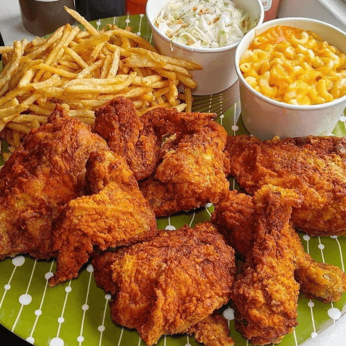 8 Piece Dark Meat Combo with Large Coleslaw & Mac & Cheese