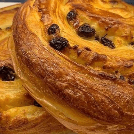 Pain Aux Raisins