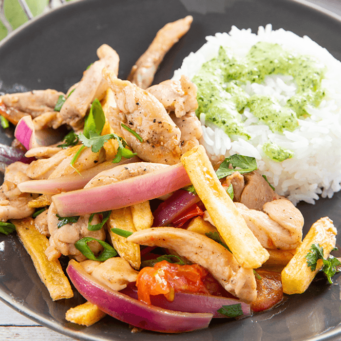 Pollo Saltado