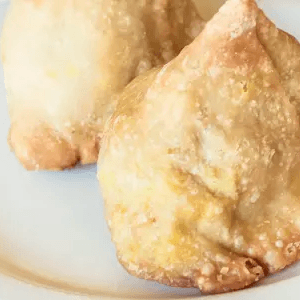 Vegetable Samosa (2 Pieces)