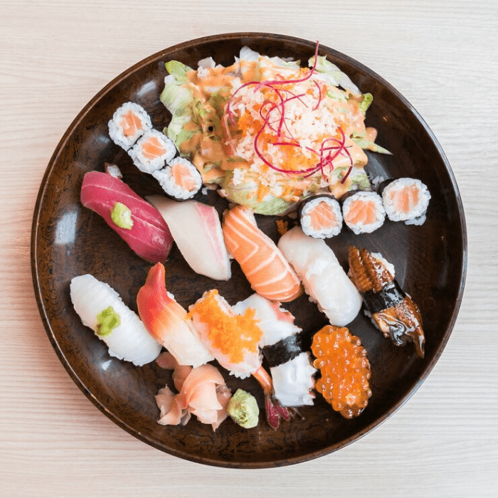 Sashimi Sushi Combo