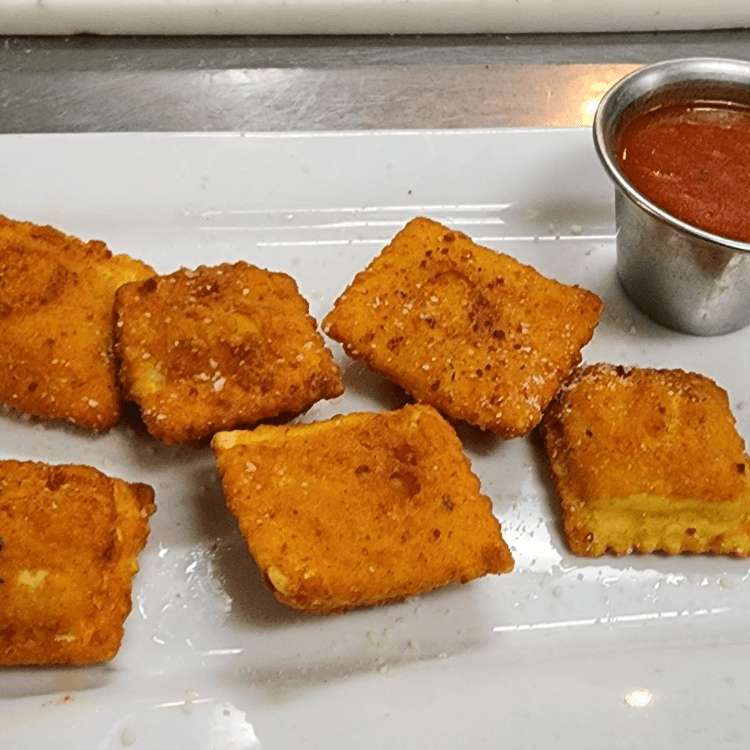 Fried Ravioli (8)