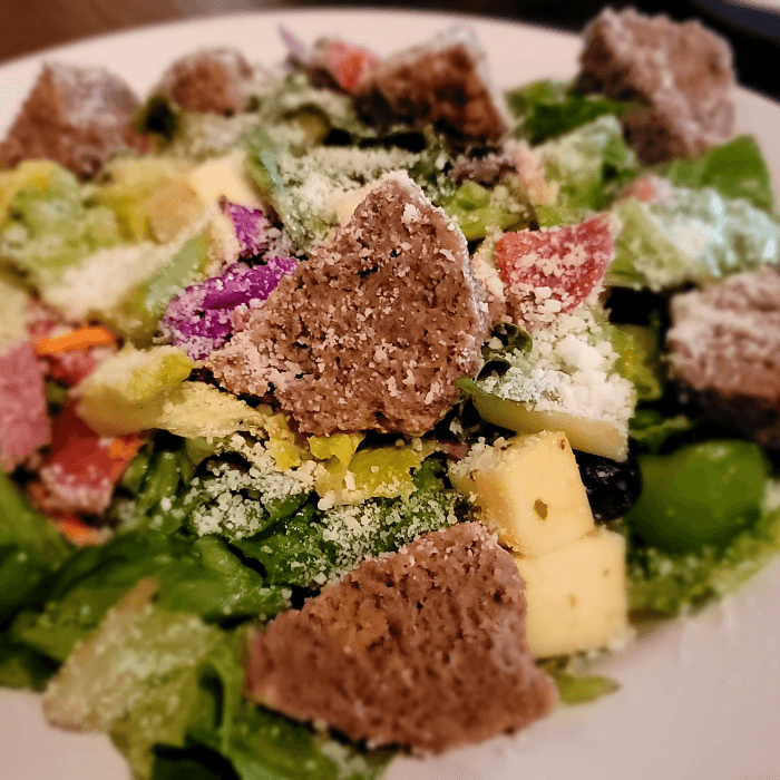Meatball Special Salad