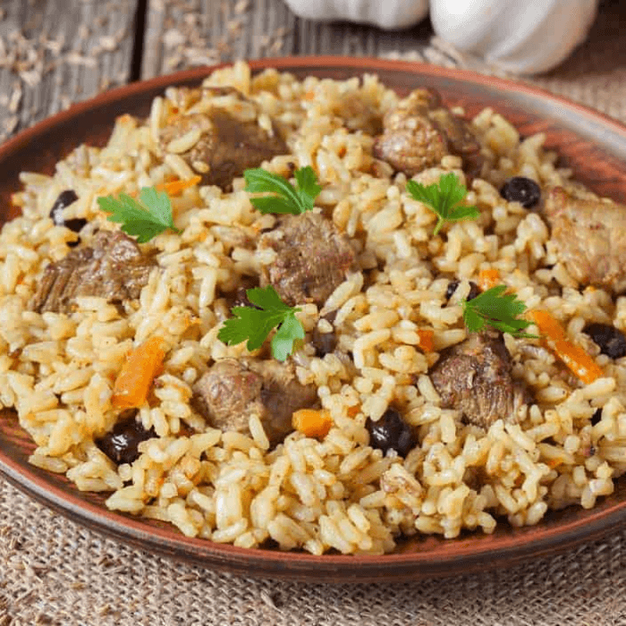 Mixed Fried Rice / Pollo y Carne