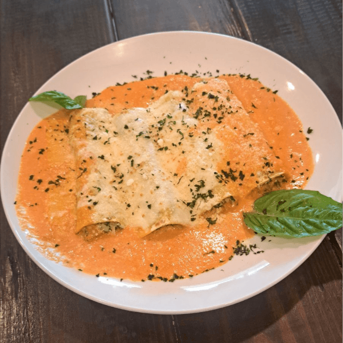 Manicotti Veal, Ricotta, Spinach in Vodka Sauce