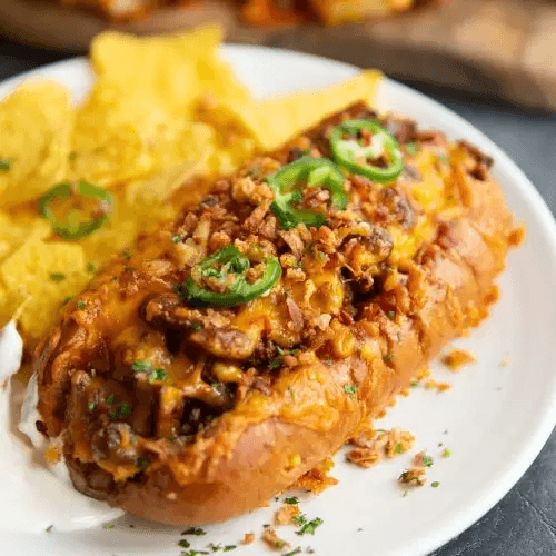 8" Hot Dog w/Chili & Cheese