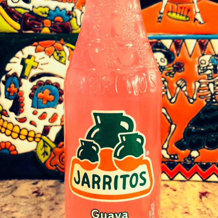 Jarritos Guava   soda 