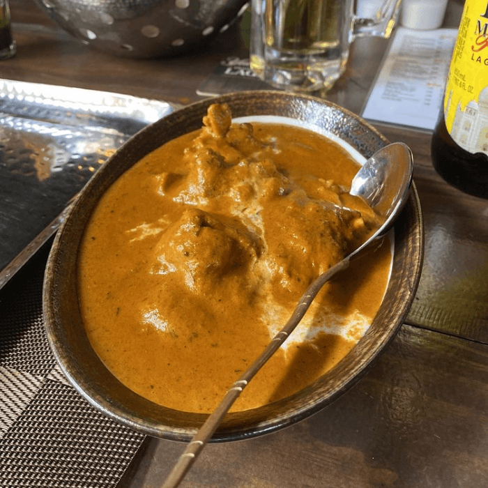Butter Chicken: A Flavorful Indian Delight