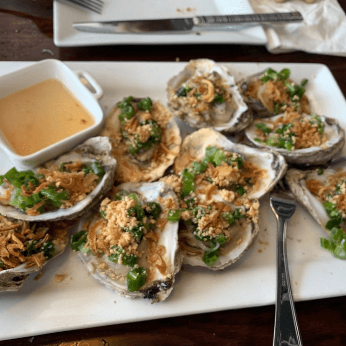 Baby Clams with Butter Garlic Sauce