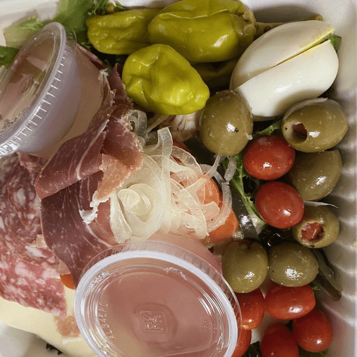 Antipasto Large.