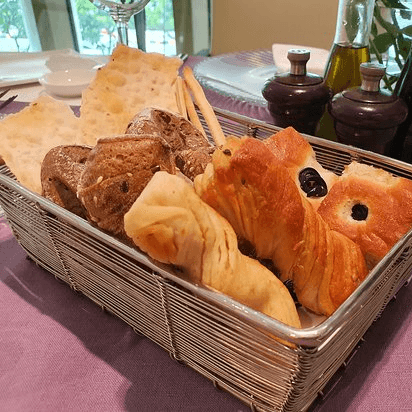Mumbai Bread Basket