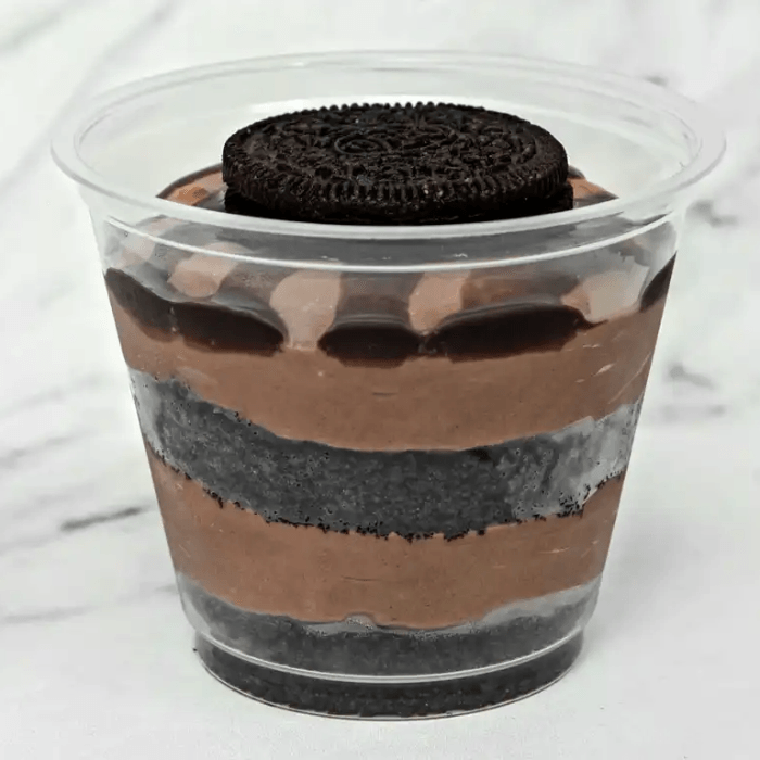 Crumble Cup: Chocolate Oreo Cheesecake.