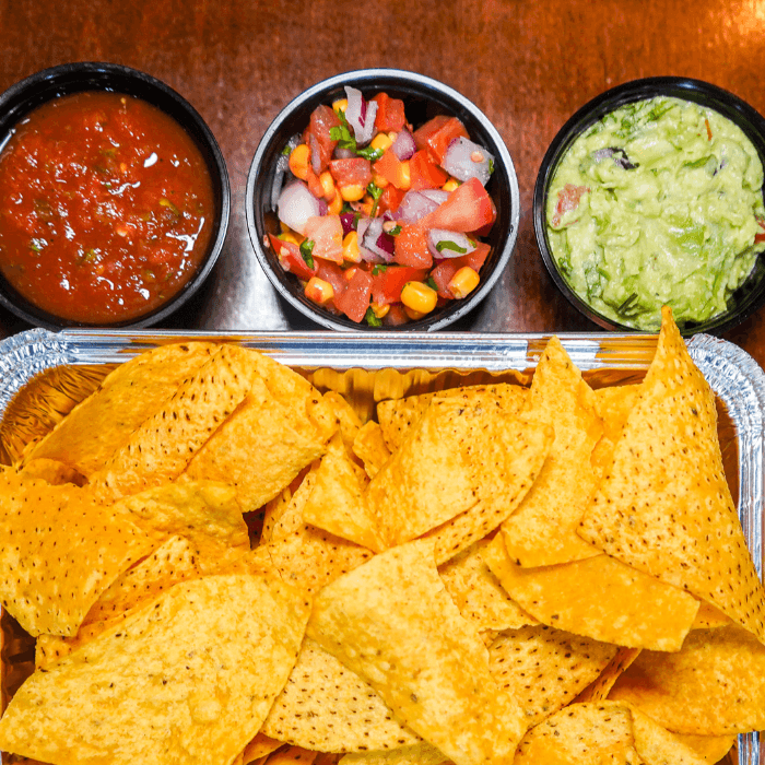 Dip Trio & Chips