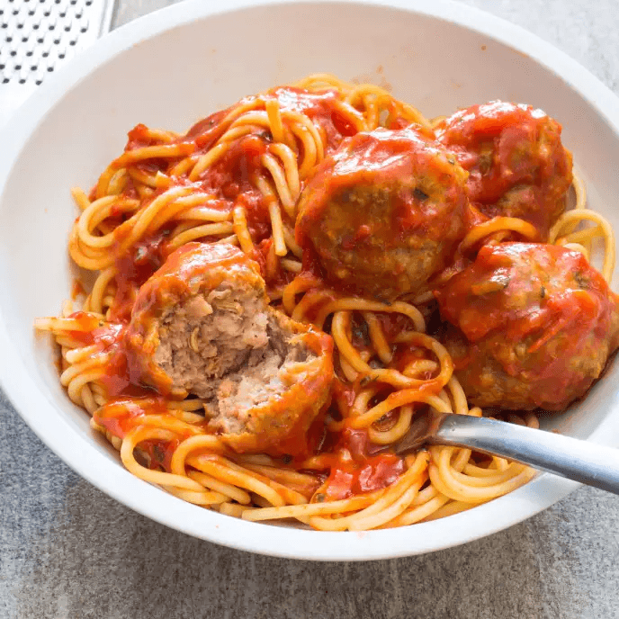 Meatballs or Sausage Pasta (Regular)