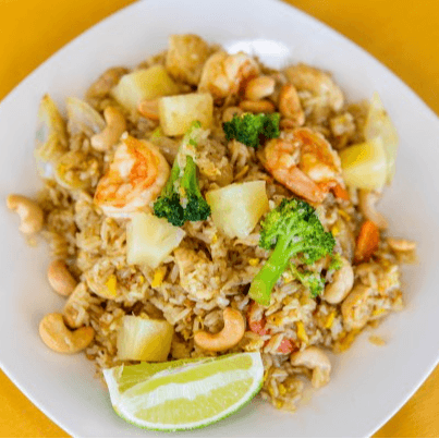 Pineapple Fried Rice (Chicken / Shrimp)