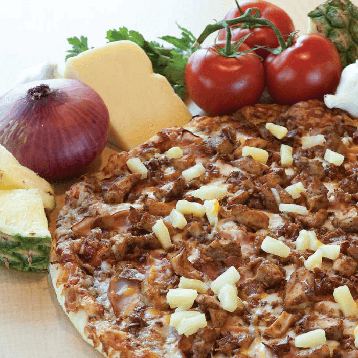 Aloha Chicken Pizza (Medium)
