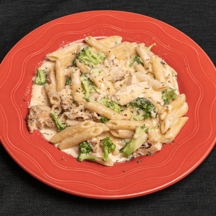 Chicken Alfredo Pasta