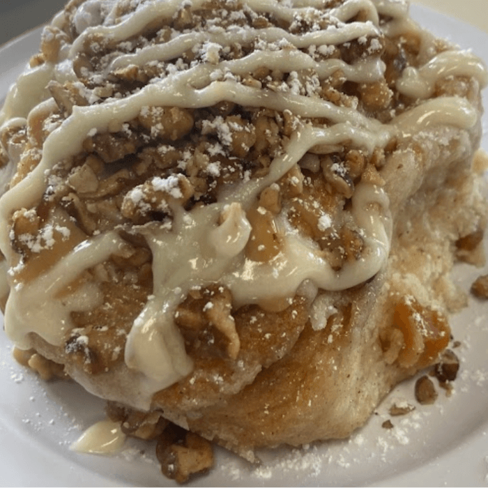 Specialty Colossal Cinnamon Roll