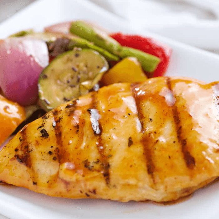 Kids Grilled Chicken & Vegetables