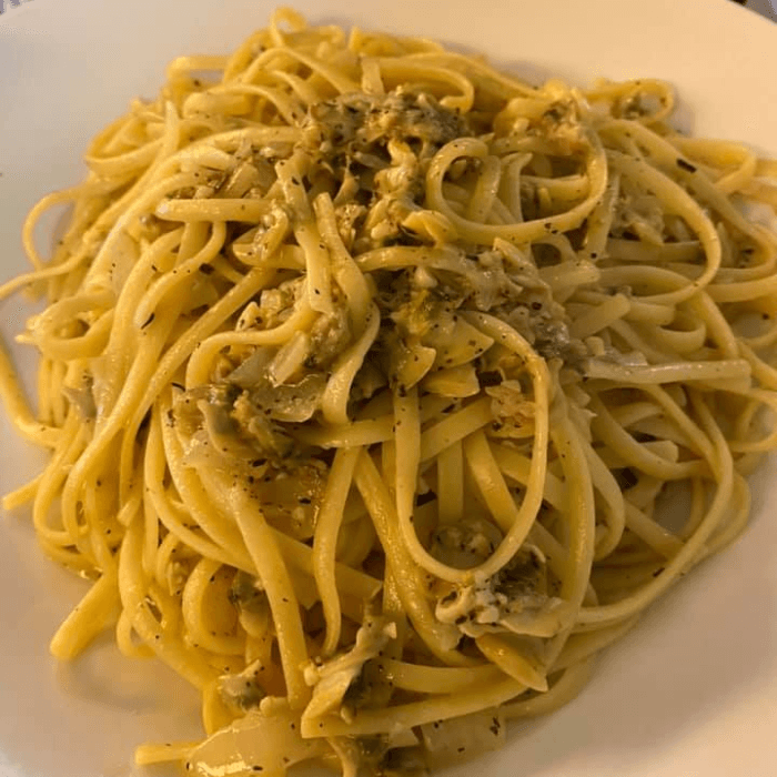 Linguini with Clam Sauce Pasta