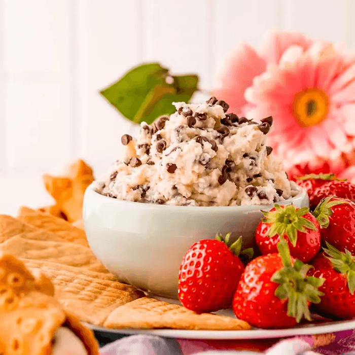 Strawberry & Chocolate Mini Cannoli Tray