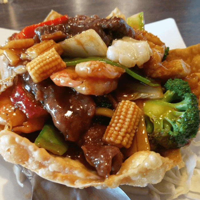 Hundred Hummingbird.