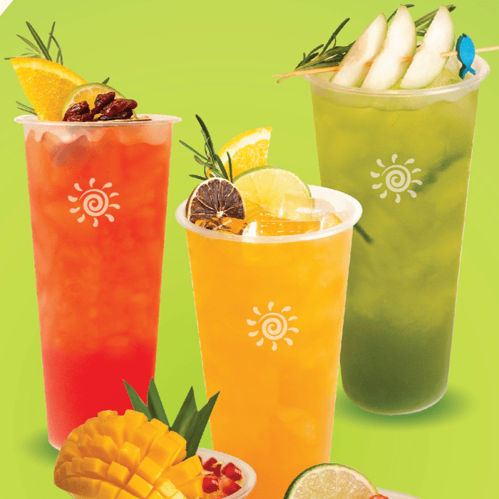 CH3 CÊ COCONUT MILK MIXED FRUITS / Chè Trái Cây.