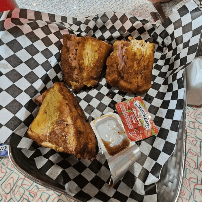 Monte Cristo Sandwich.