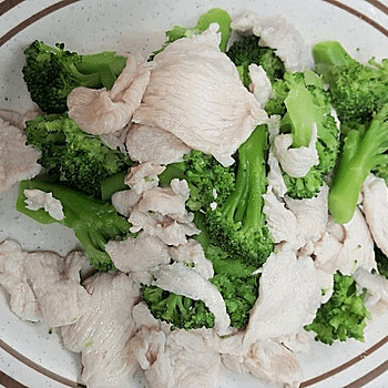 Steamed Chicken with Broccoli (PT)