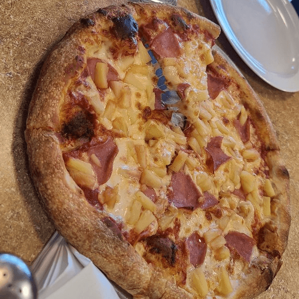 Hawaiian Pizza (Large 16'' (8 Slices)).
