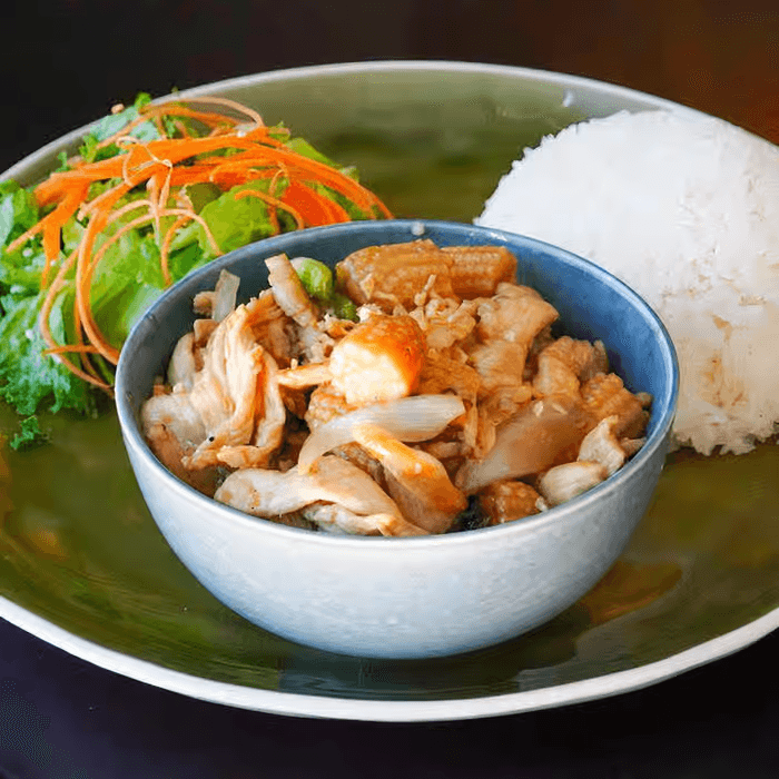 L- 7. Baby Corn Chicken.