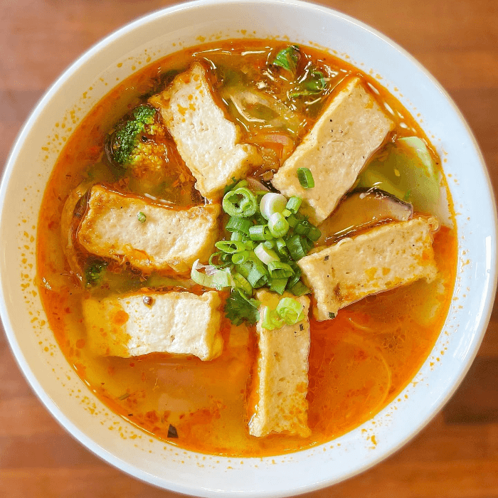 Vegan Hue Soup / Bún Bò Chay