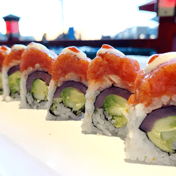 Tuna-me Roll.