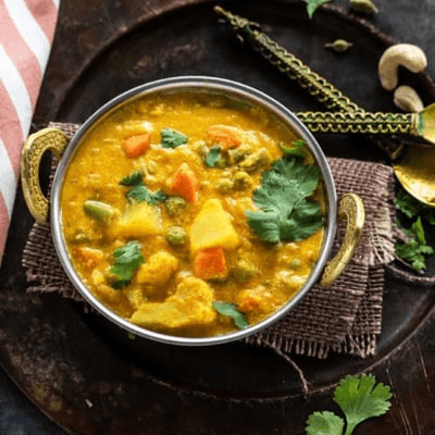 Vegetable Korma (Creamy Cashew Curry)