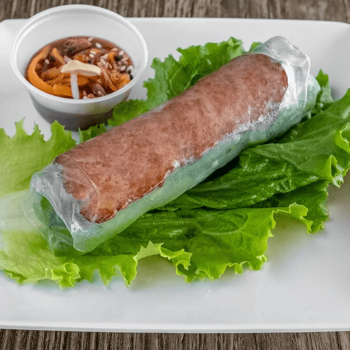 Sausage Pork & Crispy Snack Spring Rolls